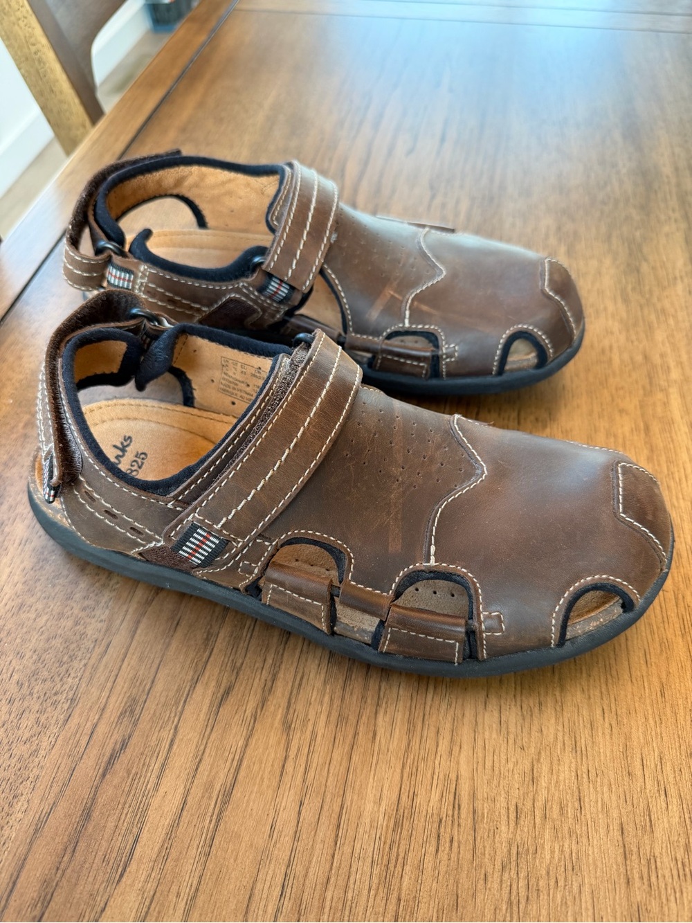 Men's Clarks Brown Leather Closed-Toe Fisherman Sandals